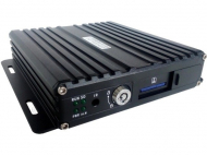 4х канальный автомобильный видеорегистратор NSCAR 401 HDD с запись на жесткий диск